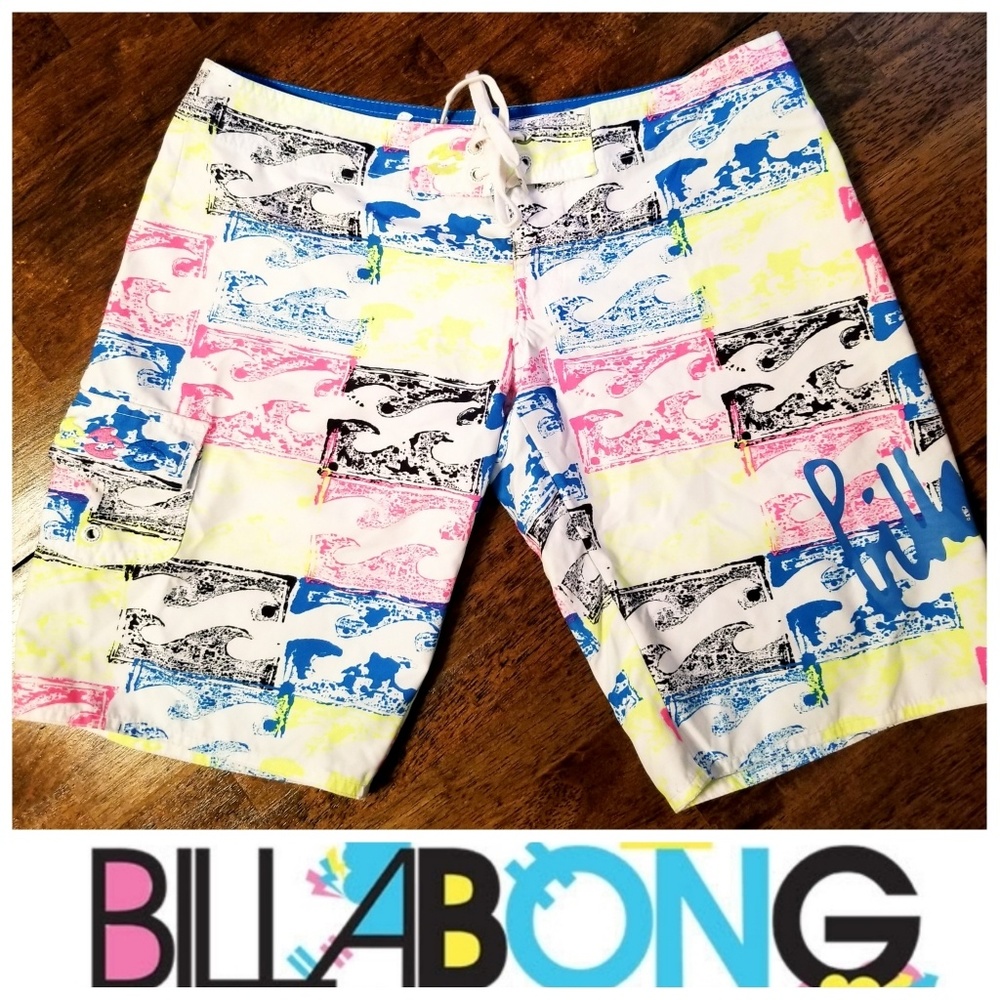 Billabong Shorts/Swim Shorts